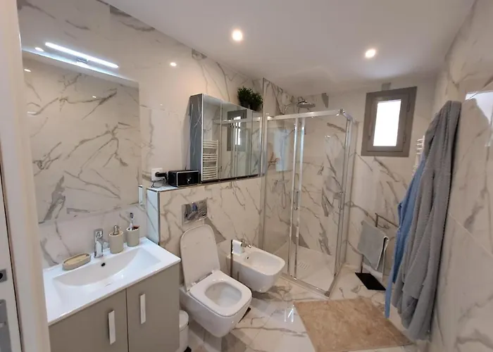 Saint Jhon マントン